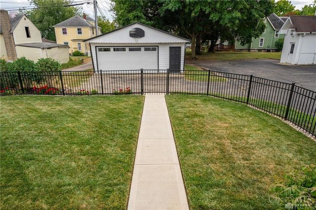 214 Hay Avenue, Brookville, OH 45309