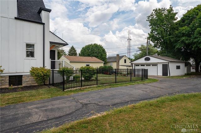 214 Hay Avenue, Brookville, OH 45309