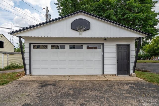 214 Hay Avenue, Brookville, OH 45309