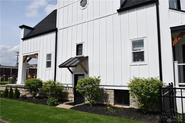 214 Hay Avenue, Brookville, OH 45309