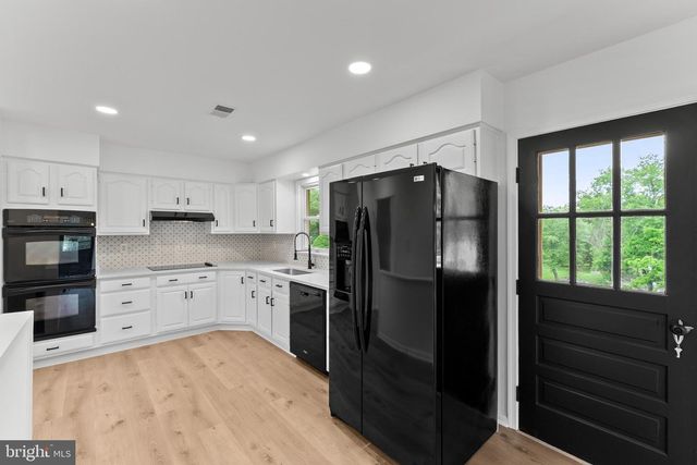 9706 SIGNAL CT, Manassas, VA 20111