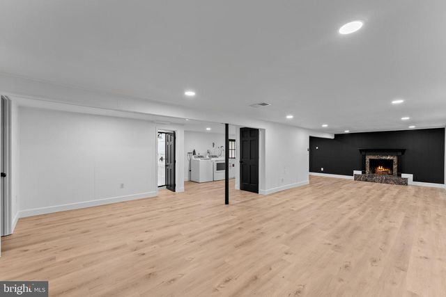 9706 SIGNAL CT, Manassas, VA 20111