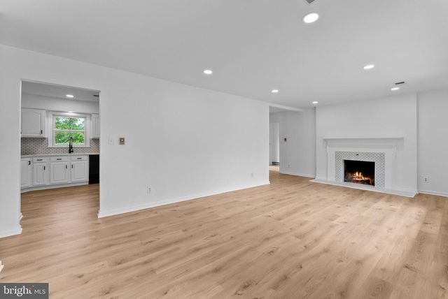 9706 SIGNAL CT, Manassas, VA 20111