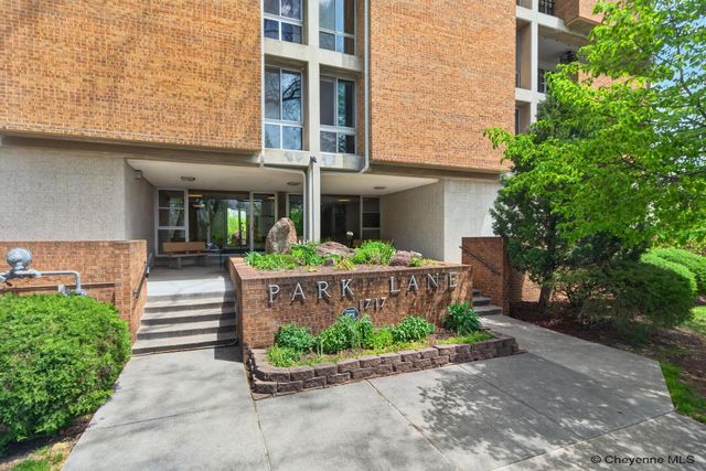 1717 Alexander Ave Apt 403, Cheyenne, WY 82001