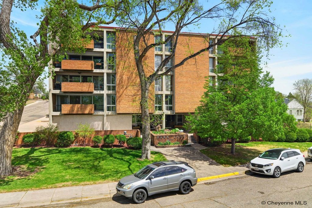 1717 Alexander Ave Apt 403, Cheyenne, WY 82001