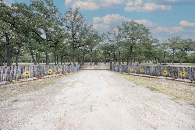 1851 Bittner Road, Muldoon, TX 78949