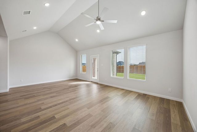 480 Hocking Hills Drive, Waxahachie, TX 75165