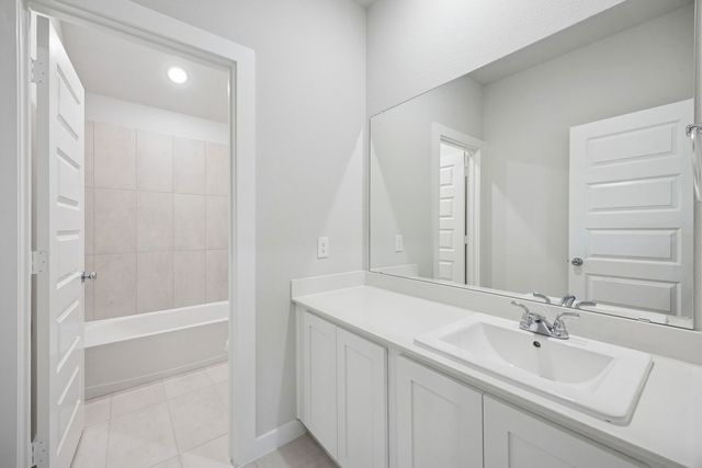 480 Hocking Hills Drive, Waxahachie, TX 75165