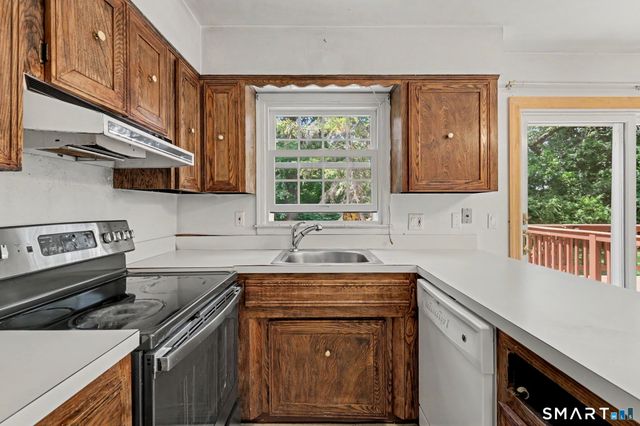 12 Camelot Drive A2, Norwalk, CT 06850