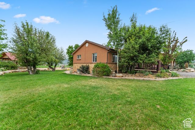 1665 E 1200 N, Mt Pleasant, UT 84647