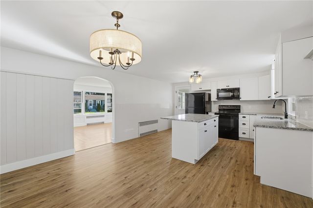 12 Oakland Avenue, Johnston, RI 02919