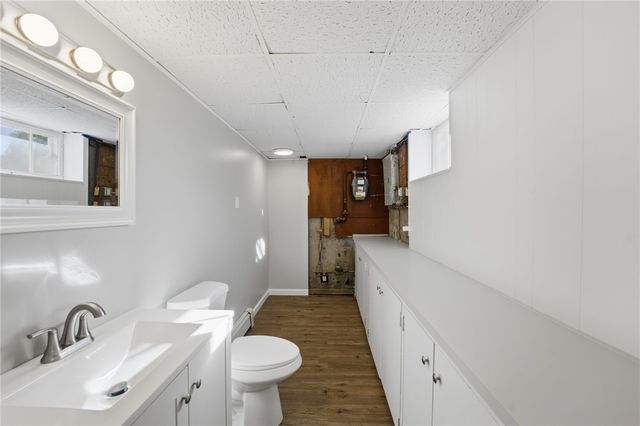 12 Oakland Avenue, Johnston, RI 02919