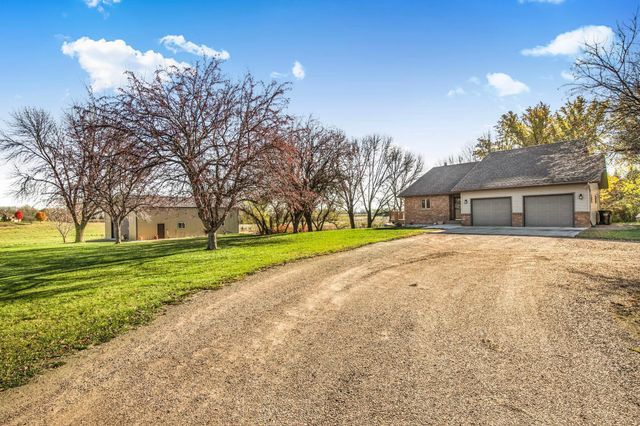 4221 75th Street NW, Pennock, MN 56279