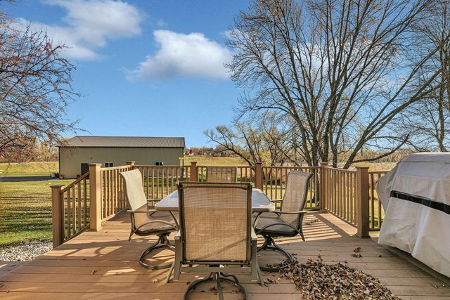 4221 75th Street NW, Pennock, MN 56279