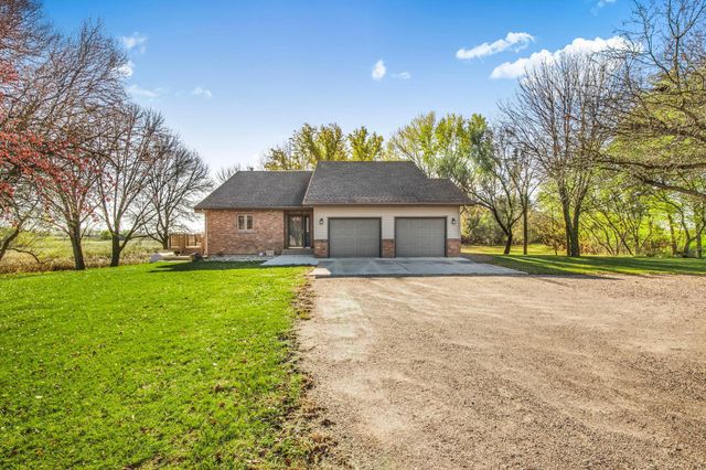 4221 75th Street NW, Pennock, MN 56279