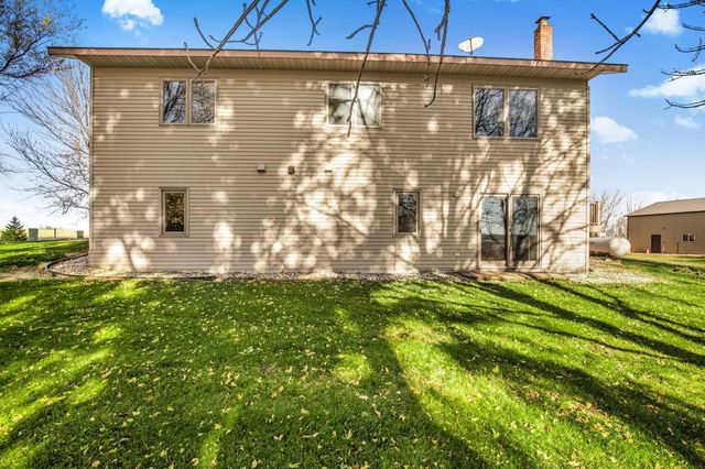4221 75th Street NW, Pennock, MN 56279