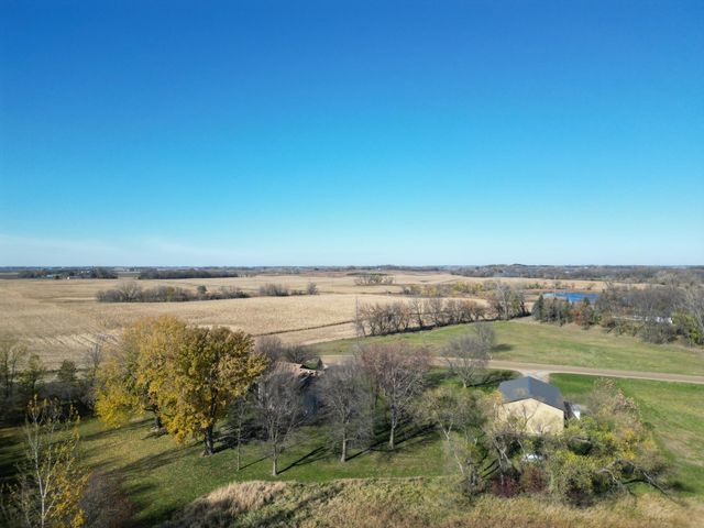 4221 75th Street NW, Pennock, MN 56279