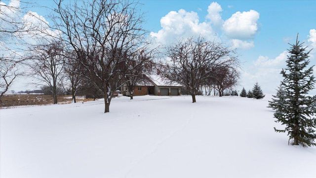 4221 75th Street NW, Pennock, MN 56279