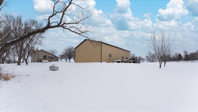 4221 75th Street NW, Pennock, MN 56279