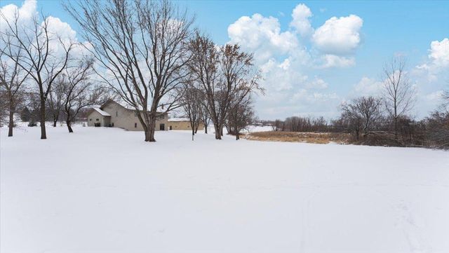 4221 75th Street NW, Pennock, MN 56279