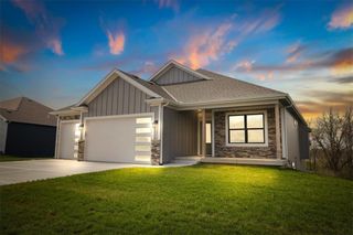 508 Whitetail Court, Smithville, MO 64089