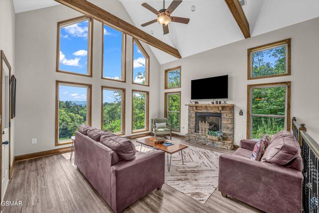 2123 Megan Ridge Drive, Sevierville, TN 37876