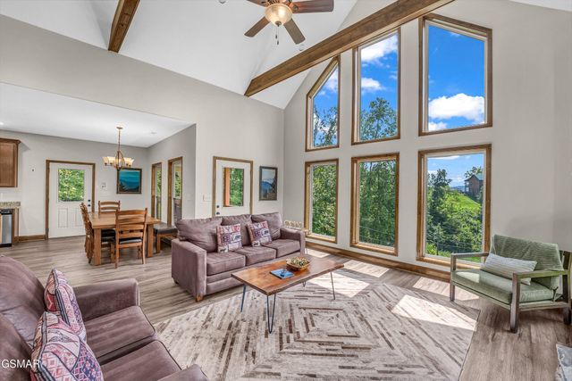 2123 Megan Ridge Drive, Sevierville, TN 37876