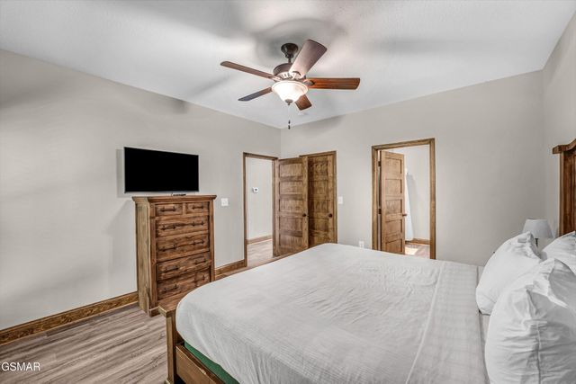 2123 Megan Ridge Drive, Sevierville, TN 37876