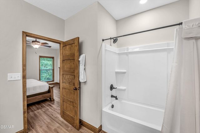 2123 Megan Ridge Drive, Sevierville, TN 37876