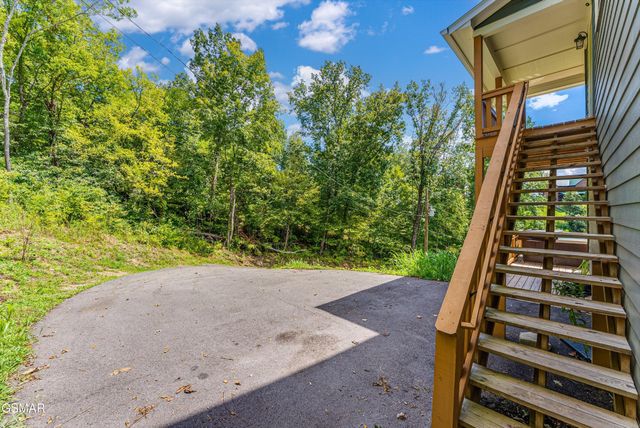2123 Megan Ridge Drive, Sevierville, TN 37876
