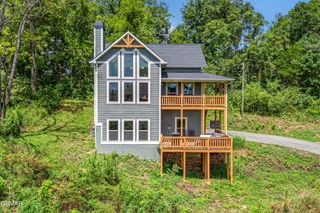 2123 Megan Ridge Drive, Sevierville, TN 37876