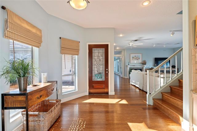 5123 W Bayshore Drive, Bacliff, TX 77518