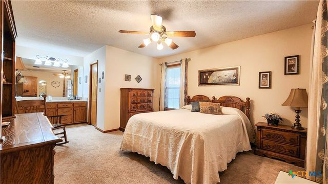 847 Oliver Road, Victoria, TX 77904