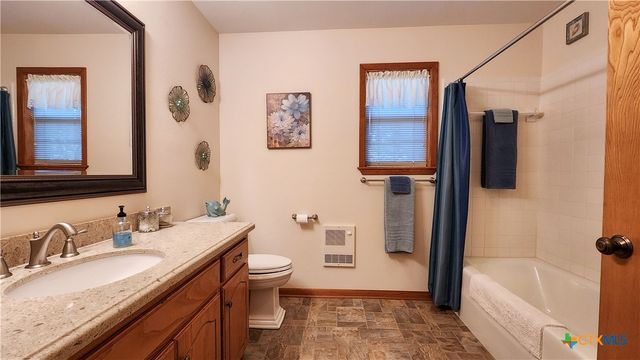 847 Oliver Road, Victoria, TX 77904