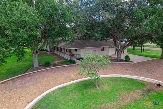 847 Oliver Road, Victoria, TX 77904