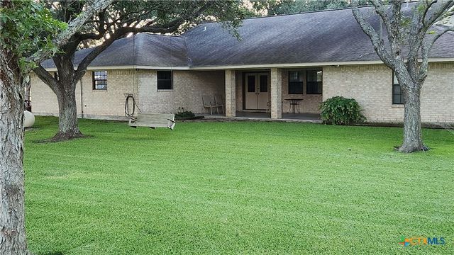847 Oliver Road, Victoria, TX 77904
