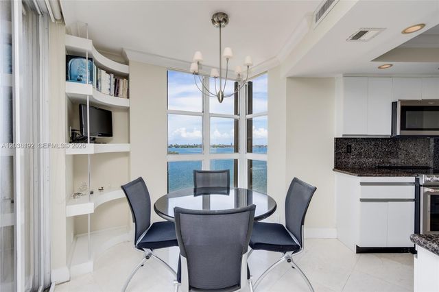 4000 Towerside Ter 1701, Miami, FL 33138