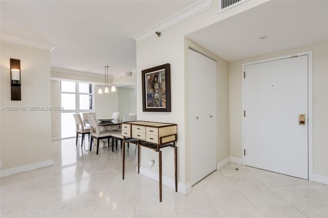 4000 Towerside Ter 1701, Miami, FL 33138