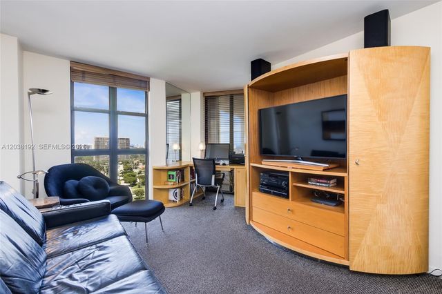 4000 Towerside Ter 1701, Miami, FL 33138