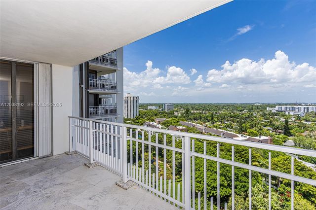 4000 Towerside Ter 1701, Miami, FL 33138