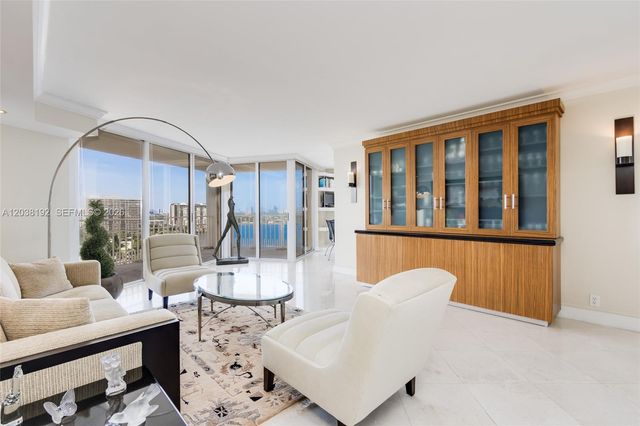 4000 Towerside Ter 1701, Miami, FL 33138