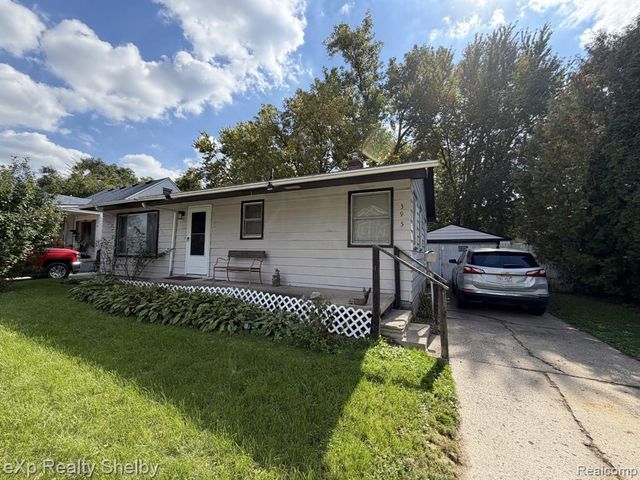 395 W Elza Avenue, Hazel Park, MI 48030