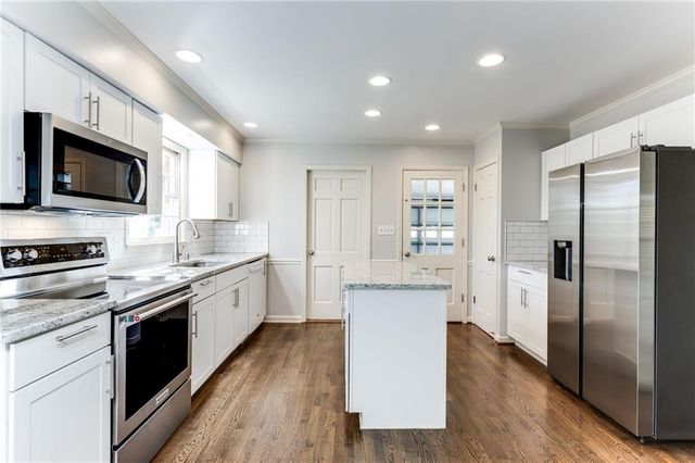 6395 Colewood Court, Atlanta, GA 30328
