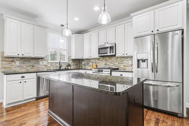 9351 Burnett Lane, Dublin, OH 43017