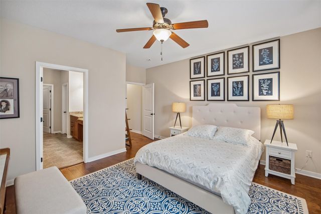 5449 S Prairie View Drive, West Des Moines, IA 50266