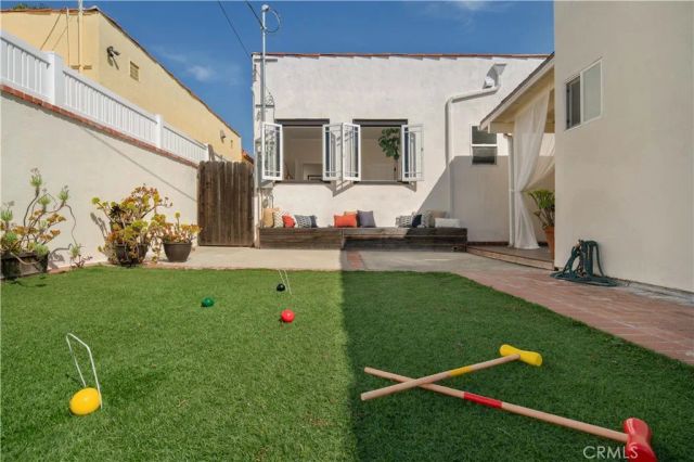 3109 Stanford, Venice, CA 90292
