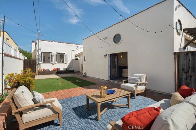 3109 Stanford, Venice, CA 90292