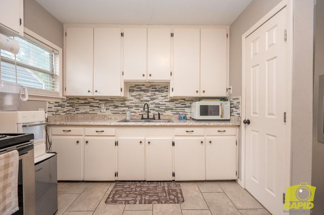 213 N Van Buren Street, San Angelo, TX 76901
