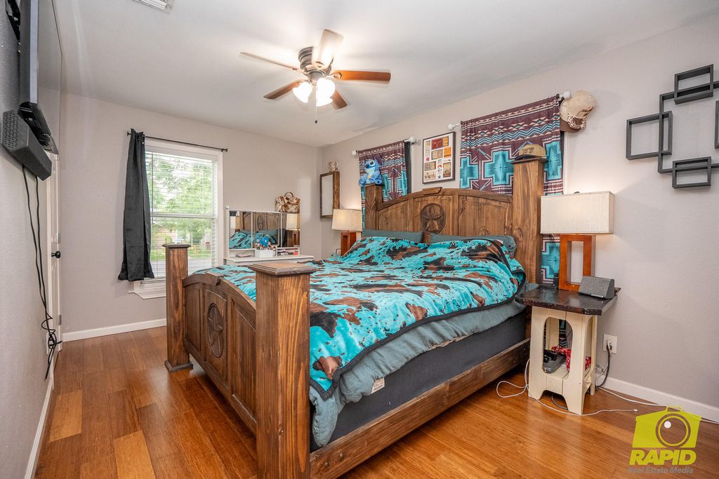 Image 16 of property listing at 213 N Van Buren Street, San Angelo, TX 76901