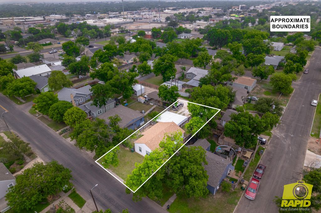 Image 37 of property listing at 213 N Van Buren Street, San Angelo, TX 76901